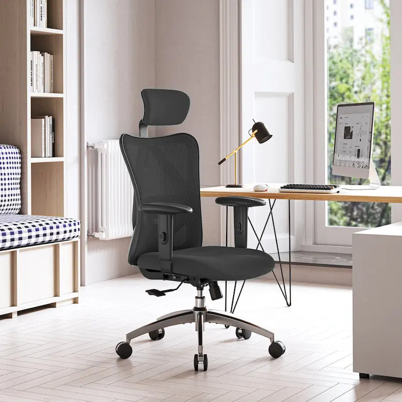 Ergonomic High-Back Mesh Office Chair with Adjustable Lumbar Support and Headrest